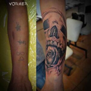 Cover up Tattoo Totenkopf mit Rose