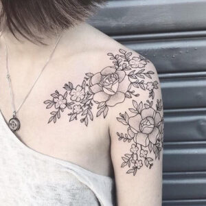 Blumen Dotwork auf Schulter