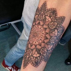 Mandala auf dem Arm